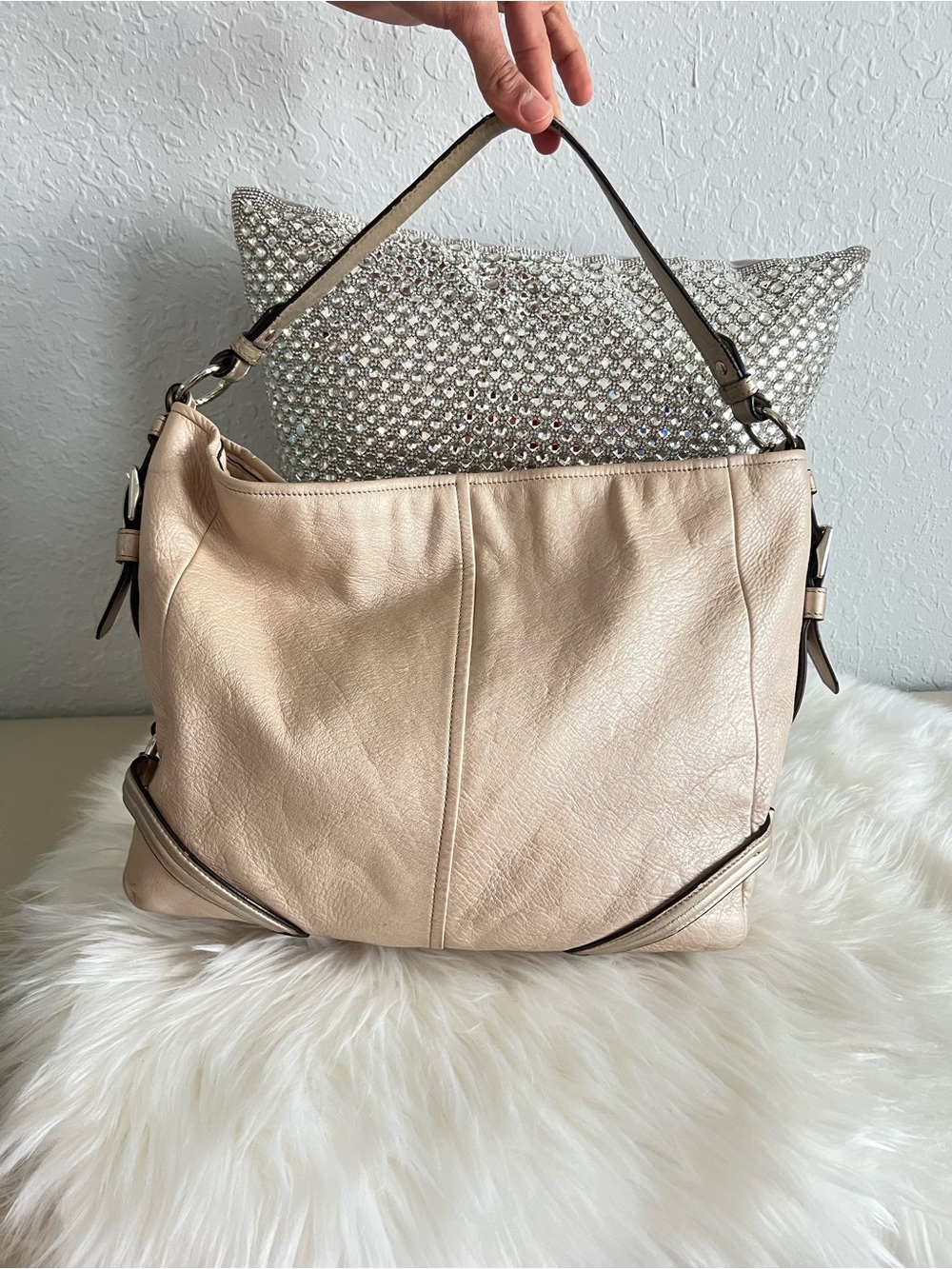 Coach Pebbled Leather Hobo Bag in Beige with Dark Trim - Picture 5 of 6